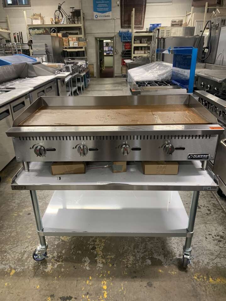 New 48'' manual Flat Griddle Natura Or Propane Gas ,one year full warranty