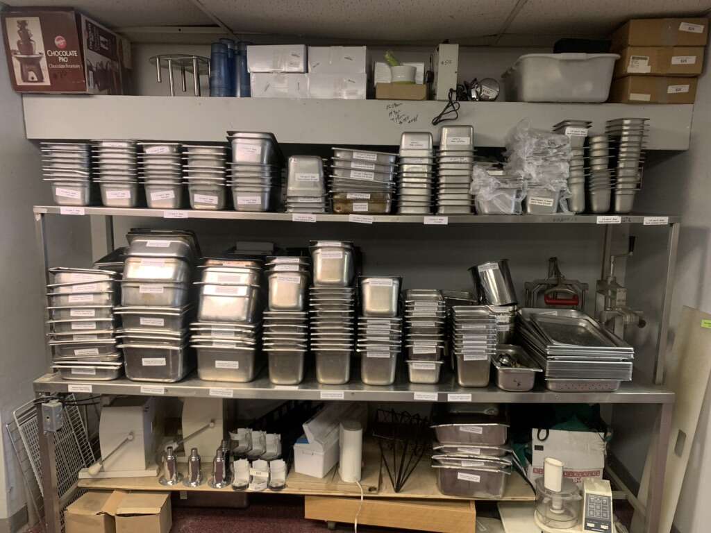 Used Stainless Steel Food Container, various sizes in stocks, in excellent condition