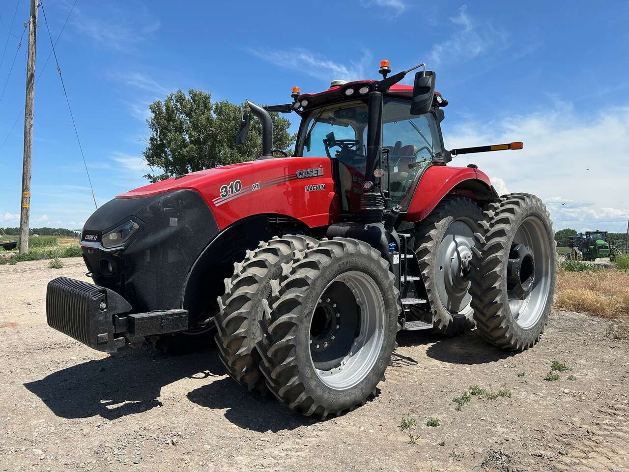 2021 Case Magnum 310 CVT Tractor