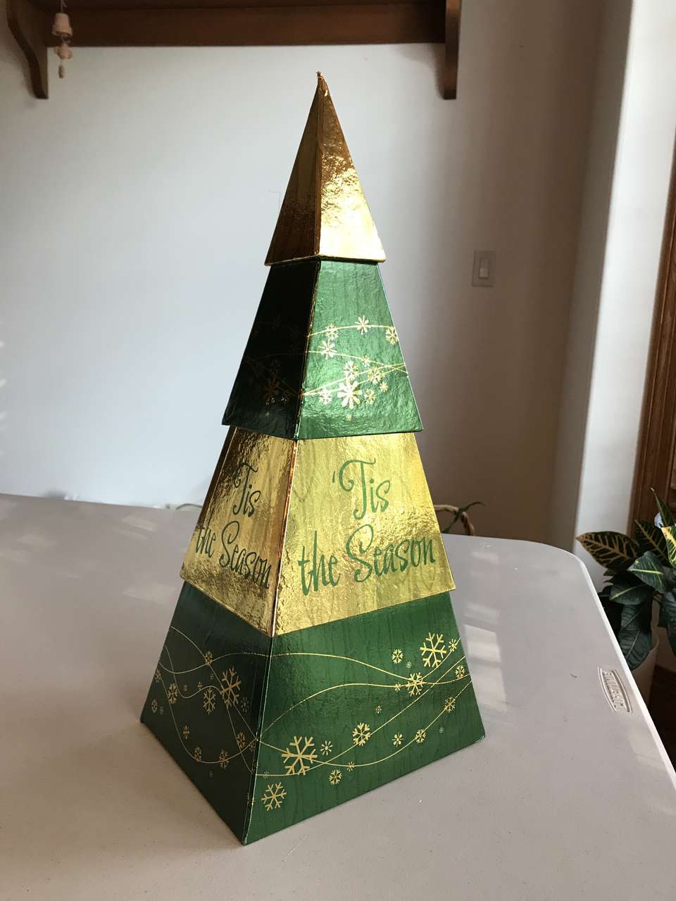 CHOOSE 1 of 3 Tis the Season Tree Box 17 in x 7.5in or