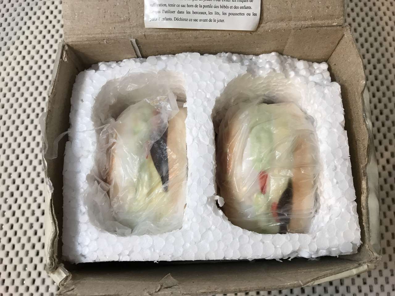 Vintage Hamburger Ceramic Salt & Pepper Shakers from the 80’s