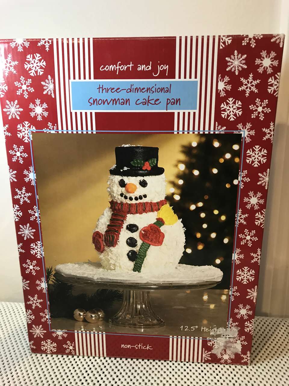 Snowman Cake Pan 12 .5” Three-Dimensional Non-Stick Comfort & Joy Distributed by Dillard’s, New