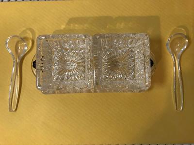 Vintage Salt Cellars Tray With 2 Plastic Spoons, 5 pc Set