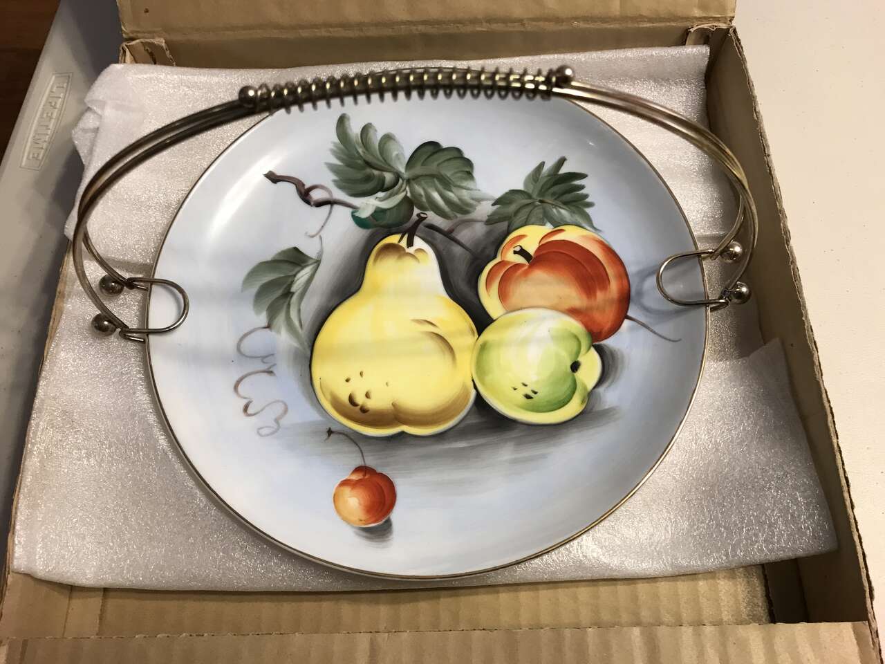 Fruit Decorative Plate 10” NE2765, Wall Hanging or Counter Top Display, Vintage