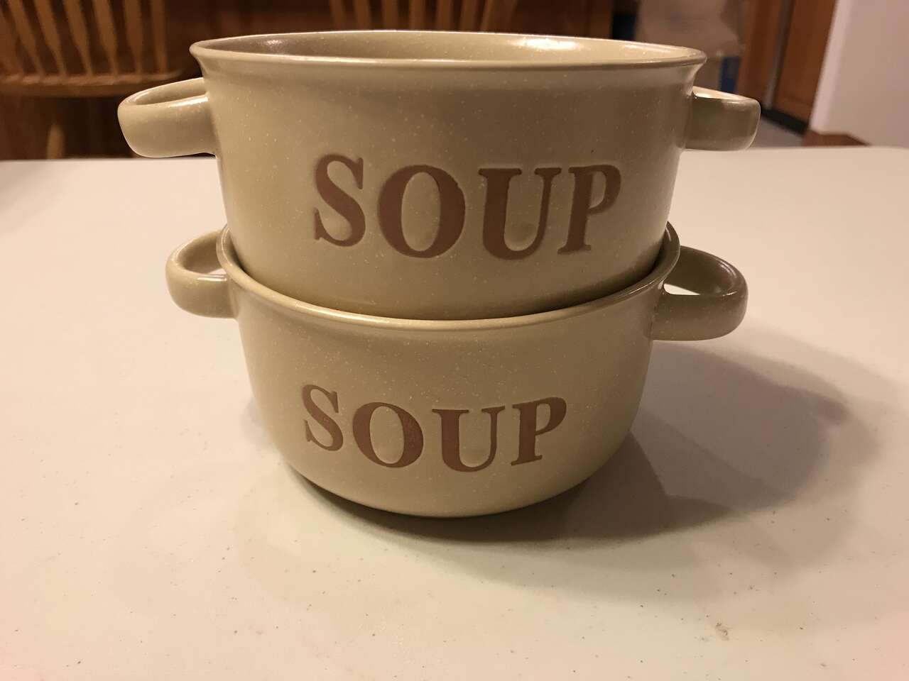 Mulberry Home Collection Set of 2 Handled Soup Bowls, Holds 16 oz with an 1in to spare, Like New