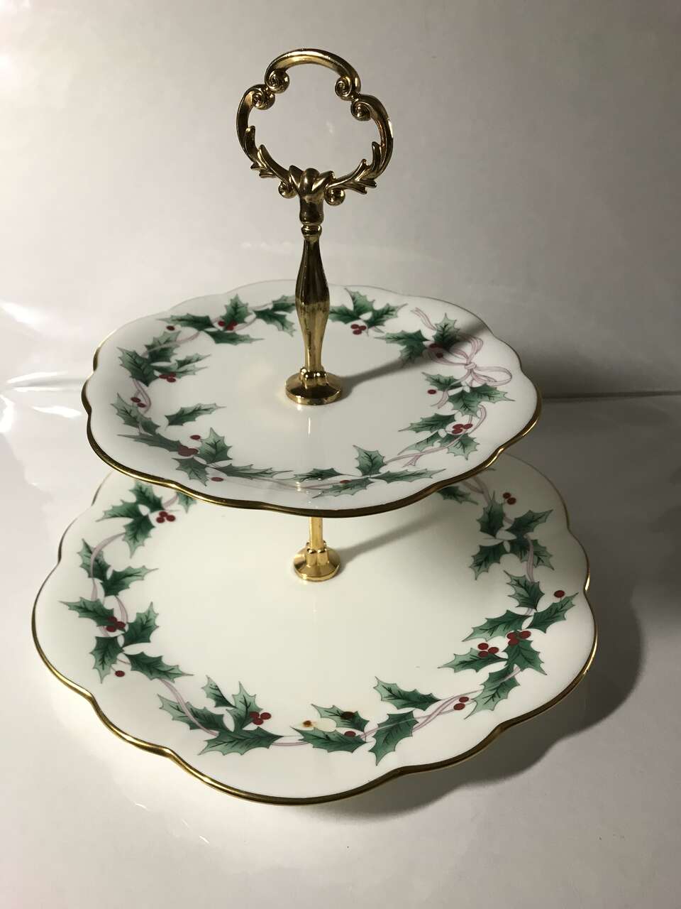 Mikasa Ribbon Holly Bone China or St Nicholas Square Holiday Cheer 3 Tier Plates
