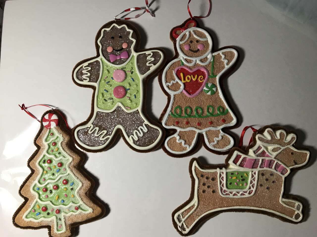 Gingerbread Cookie Large Ornaments, Used 7 - 7 1/2 in high and 4 Green Wire String Ornaments