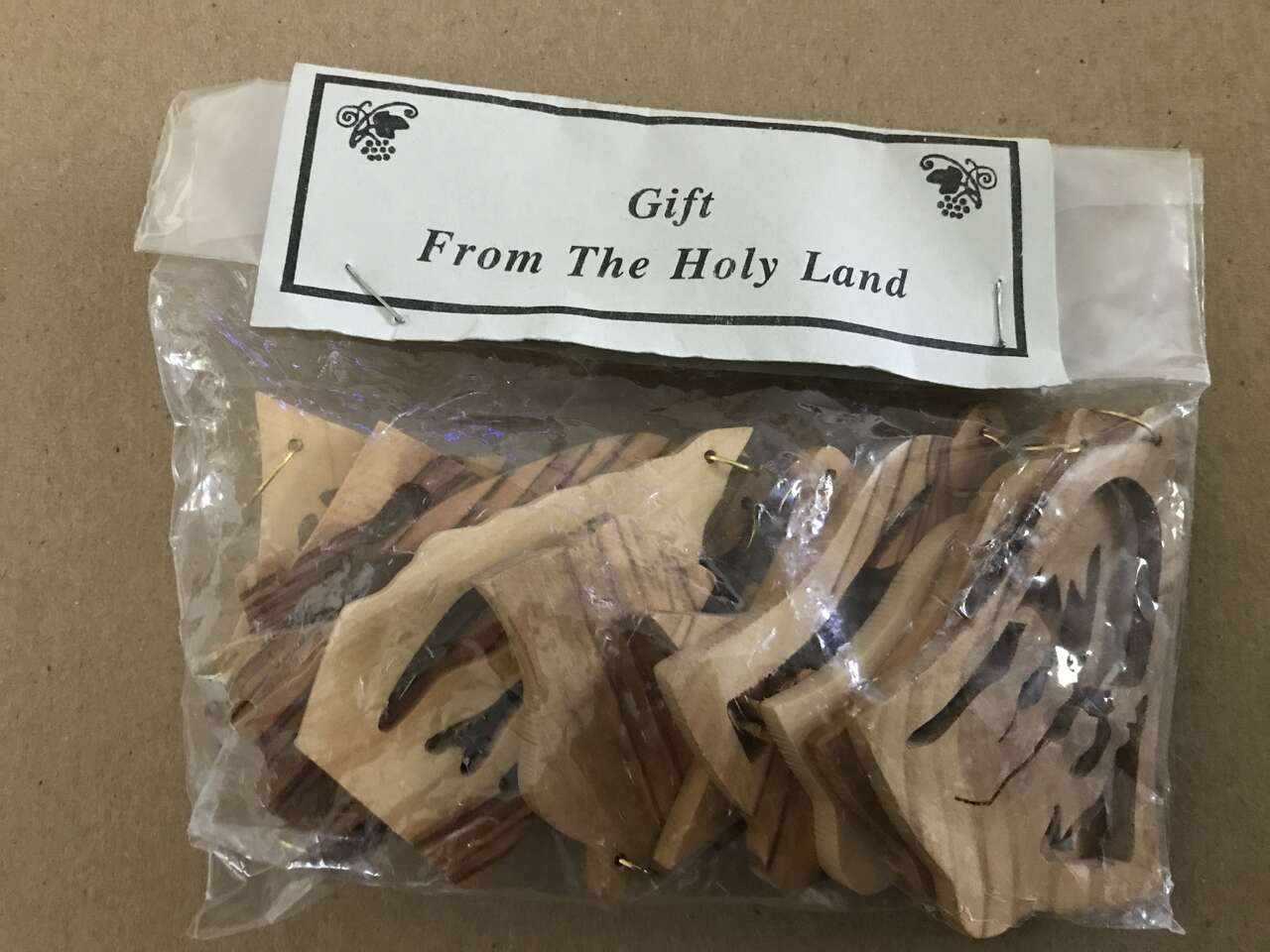 CHOOSE 1 or more Christmas Tree Ornaments