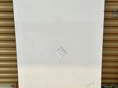 Beautiful Porcelain Enamel Table Top, Blue Trim