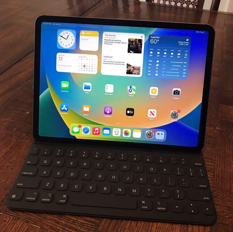 iPad Pro 11” 2nd Gen 128GB Cel W/Magic