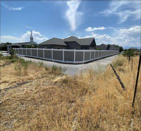 WIND DAMAGE? Gate Installations and repairs | Vinyl Fence installation and repair | Old Fence Replacements