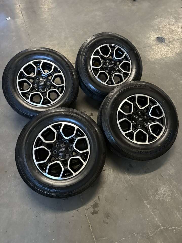 2023 Ford F150 fx4 wheels & 275/65r18's