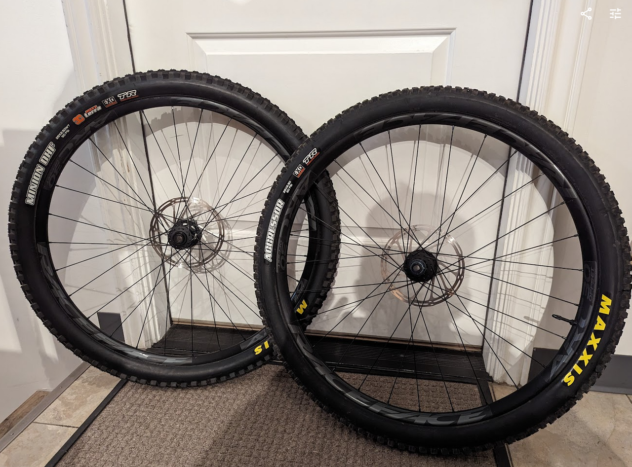 New 29" RaceFace Wheelset with tires/rotors