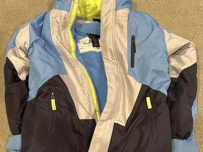 Boys Snow Jacket w/ Hood Size M (8-10)
