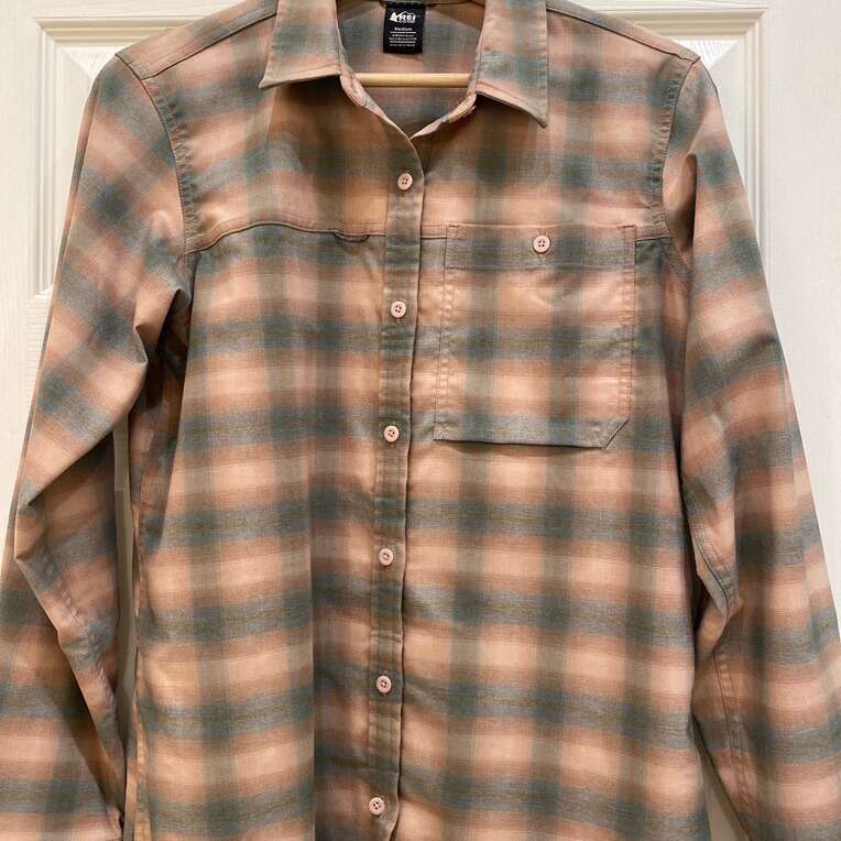 NEW Men’s REI L/S Camp shirt Button Down