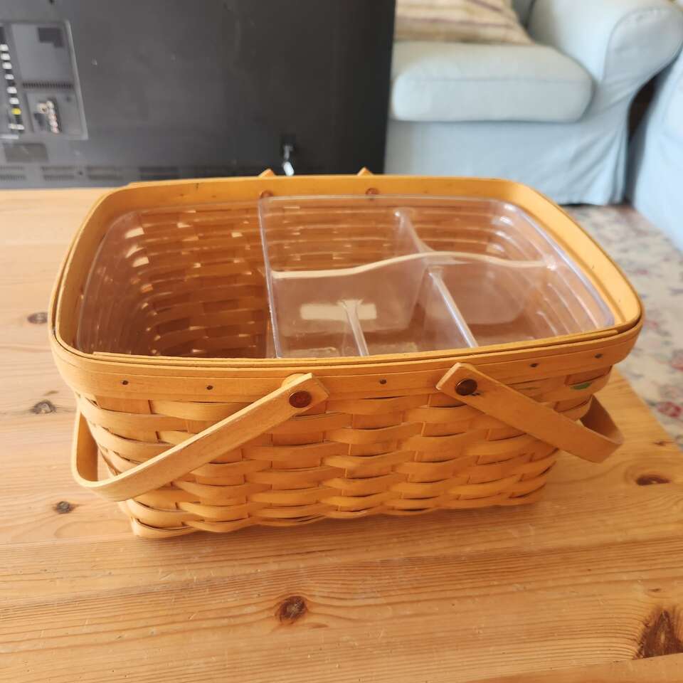 picnic basket
