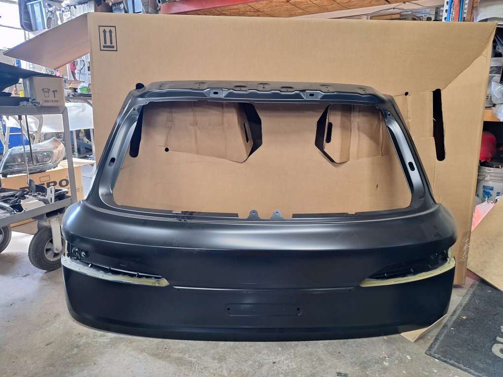 2024 Audi prestige lift gate