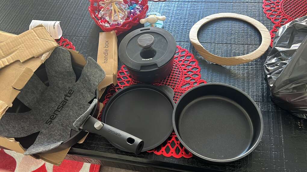 Sensarte Cookware Set