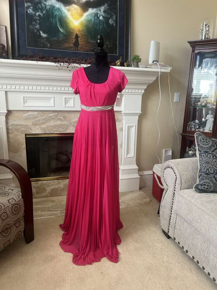 Size 7/8 Fuchsia dress by Jody