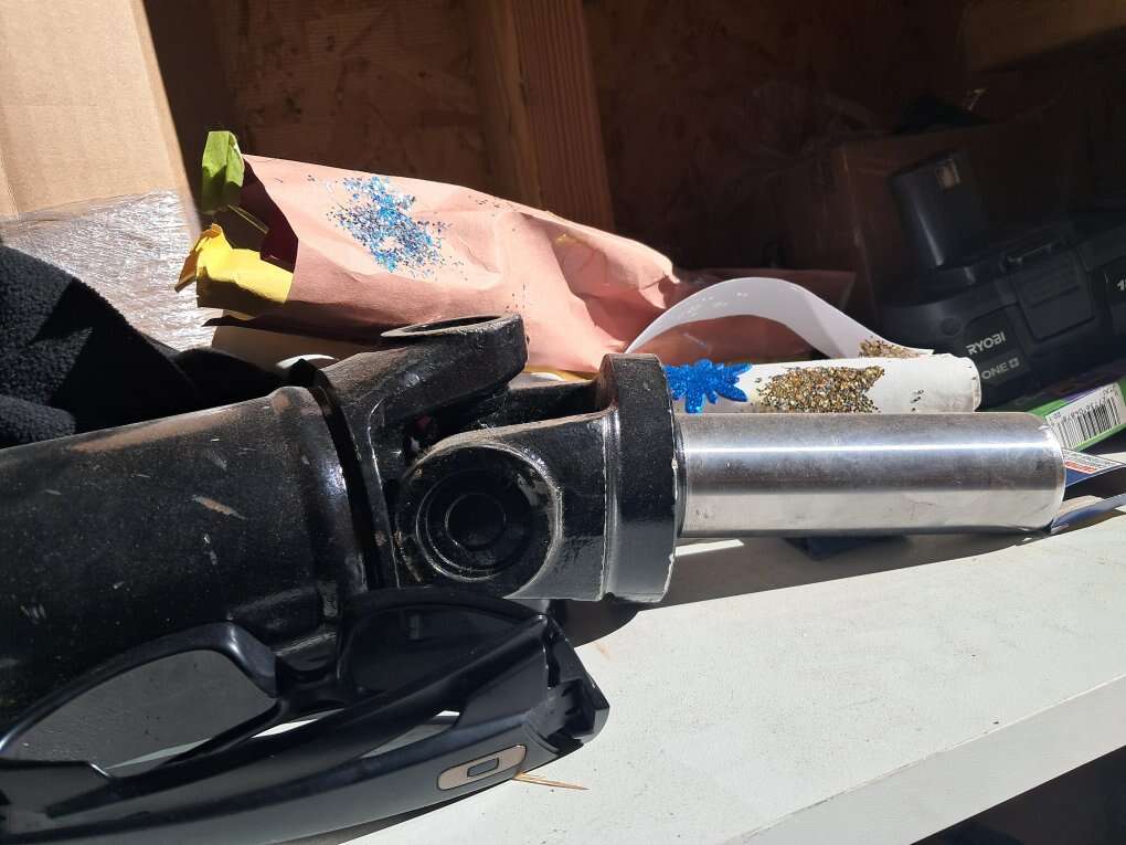 Driveshaft, 81 inch, 3inch wide, 27 spline yolk