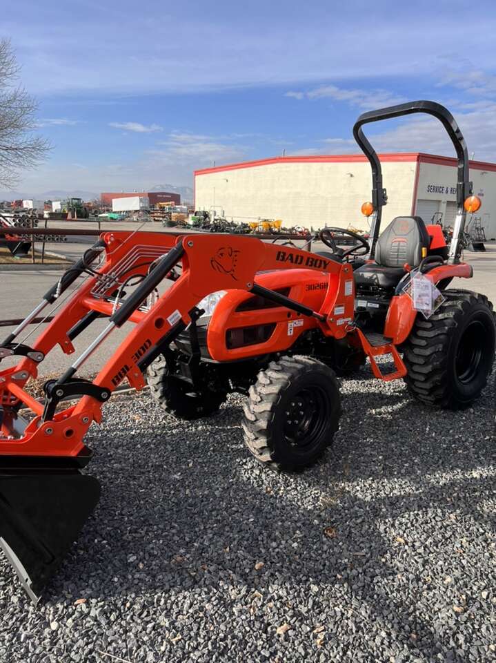 25HP Tractor with FREE IMPLEMENTS