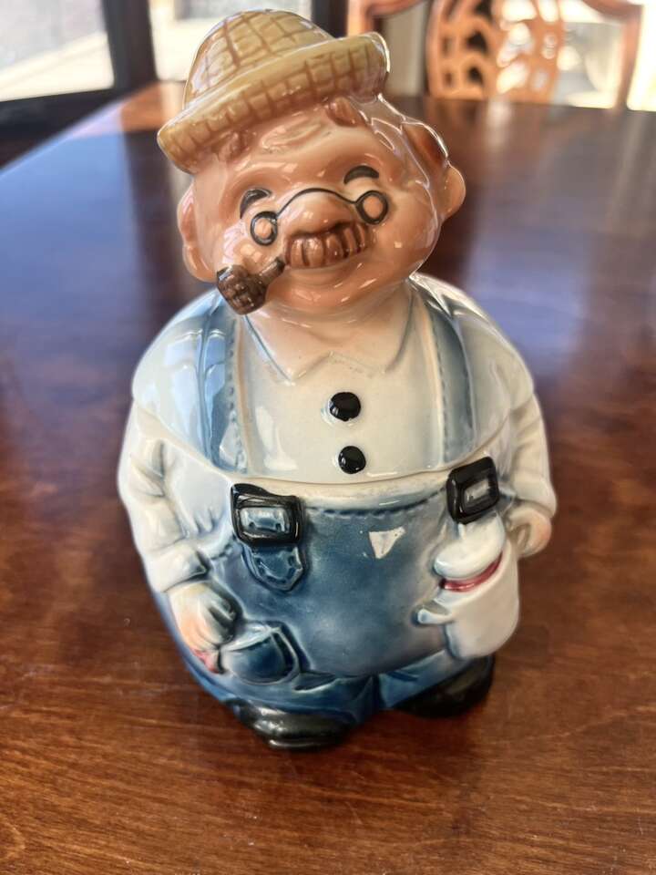 Katakogei Cookie jar