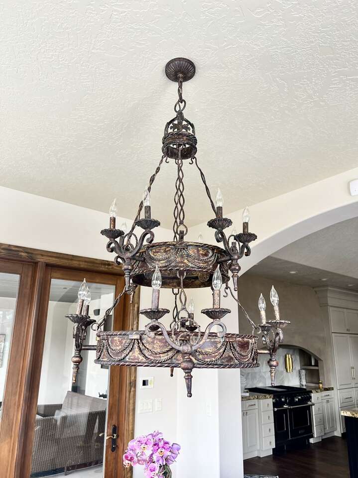 Gorgeous Italian Renaissance Chandelier