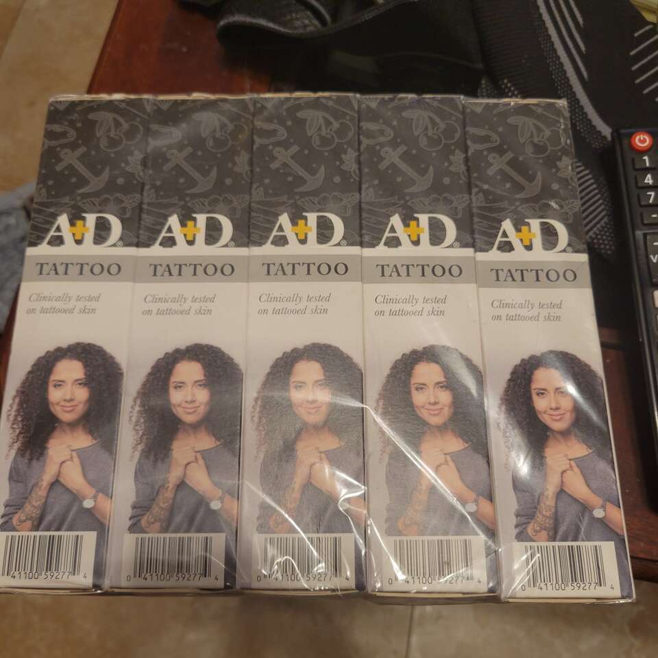 A+D Tattoo Skin Moisturizing Ointment