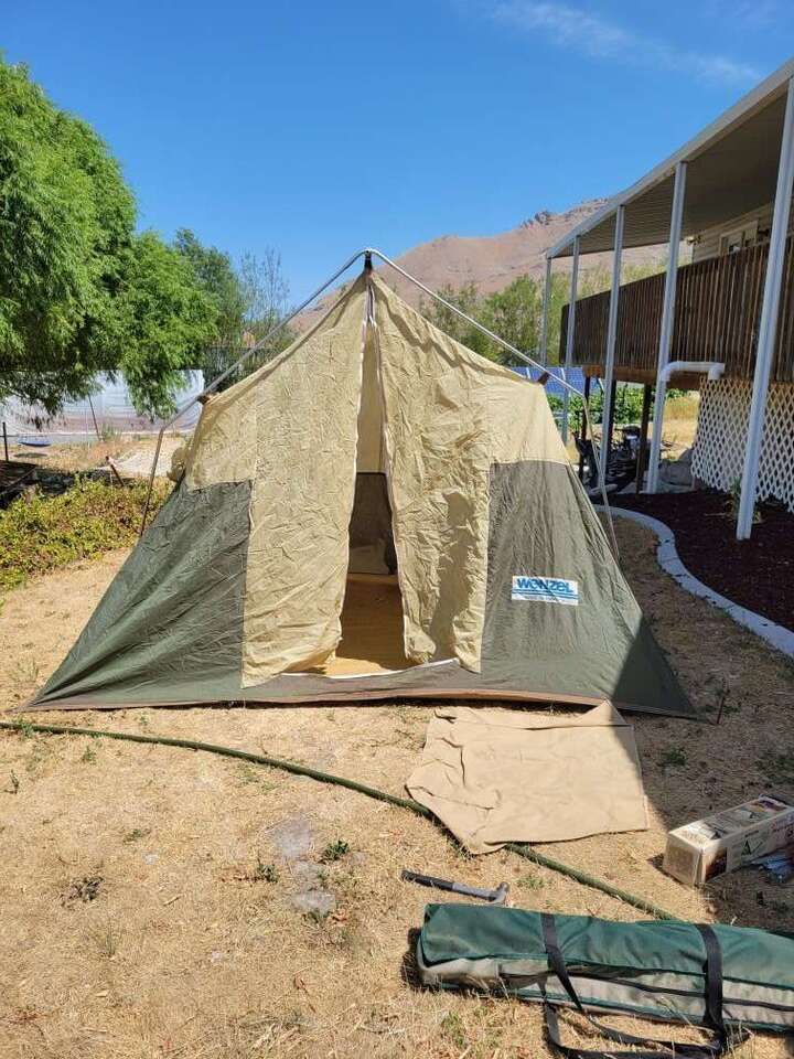 Vintage Wenzel tent Vesely Company tested FMVSS 302 8x10 model 35003