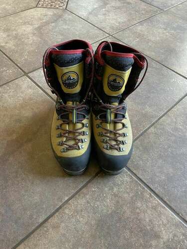 La Sportiva Nepal Cube GTX Size 41.5 Ice Climbing/Mountaineering Boot