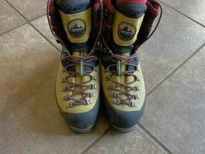 La Sportiva Nepal Cube GTX Size 41.5 Ice Climbing/Mountaineering Boot