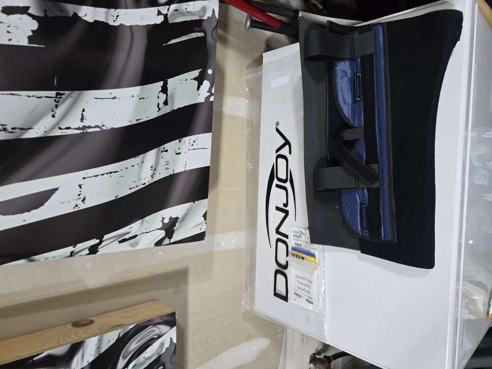 Don Joy X-Rom Post Op Knee Brace Universal