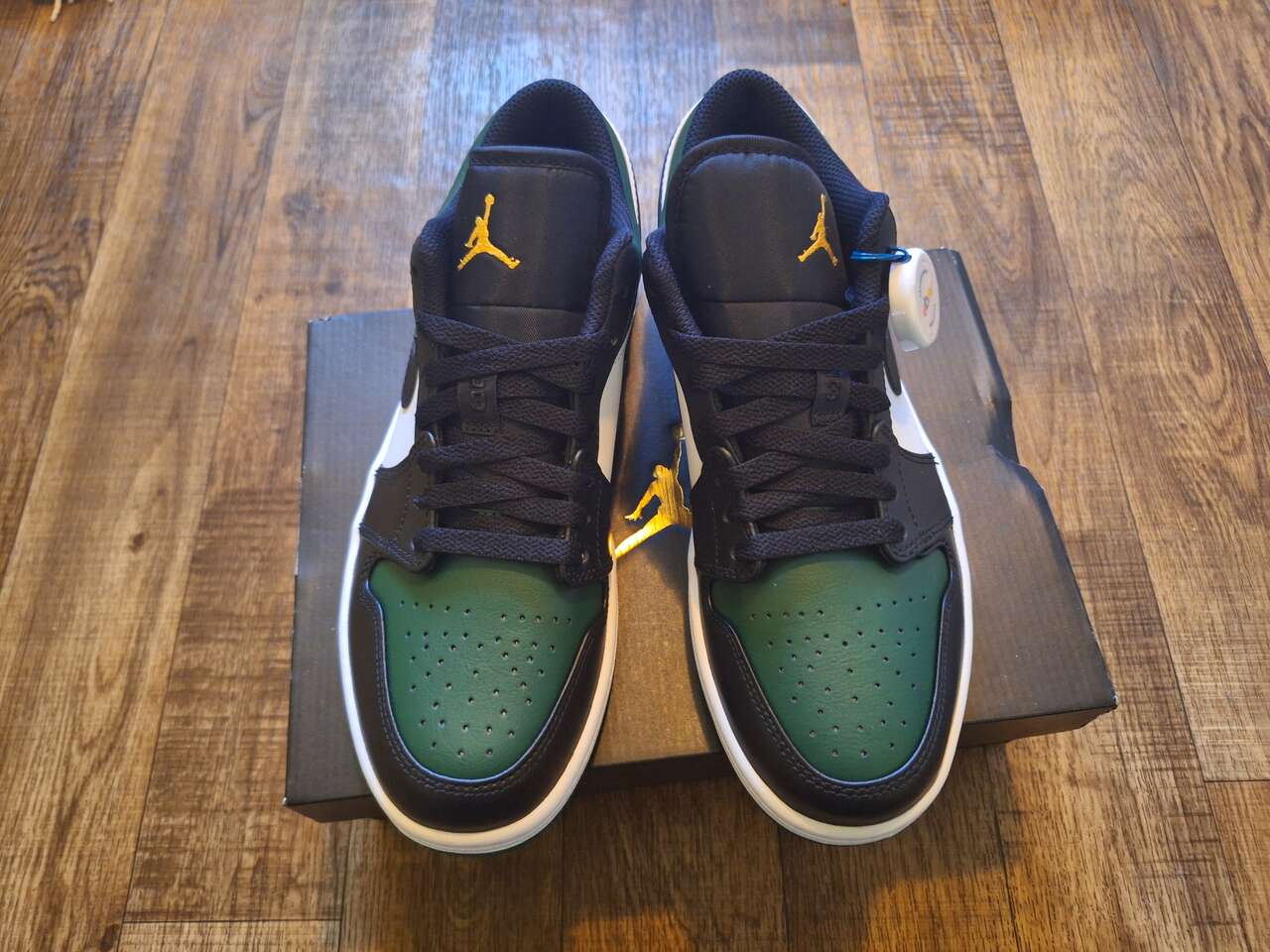 Nike - Jordan 1 Low - Noble Green Toe - Size 8