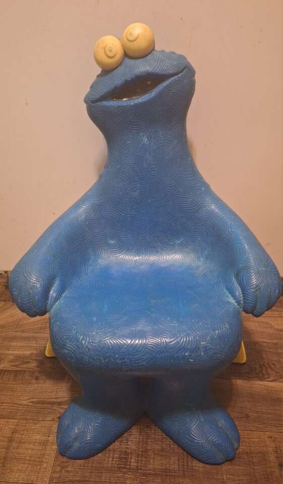 Vintage - Knickerbocker  - Cookie Monster Chair