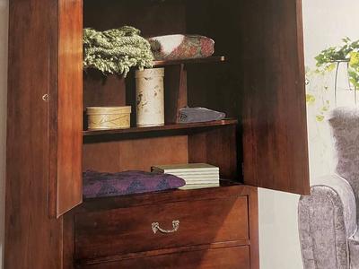 Drexel Heritage Delshire Collection Door Chest