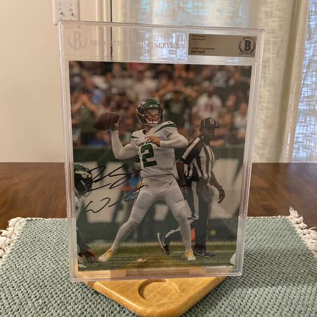 Zach Wilson Autographed New York Jets 8X10 Photo Beckett - Got Memorabilia