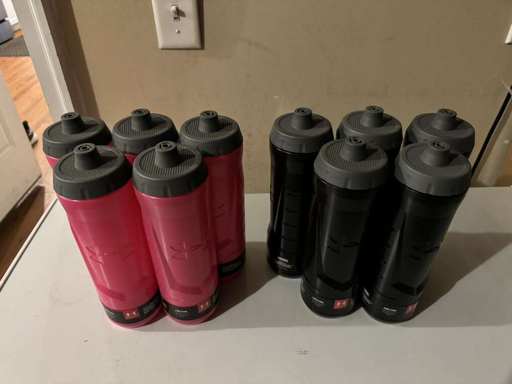 Lot of 10 Under Armour Water Bottles