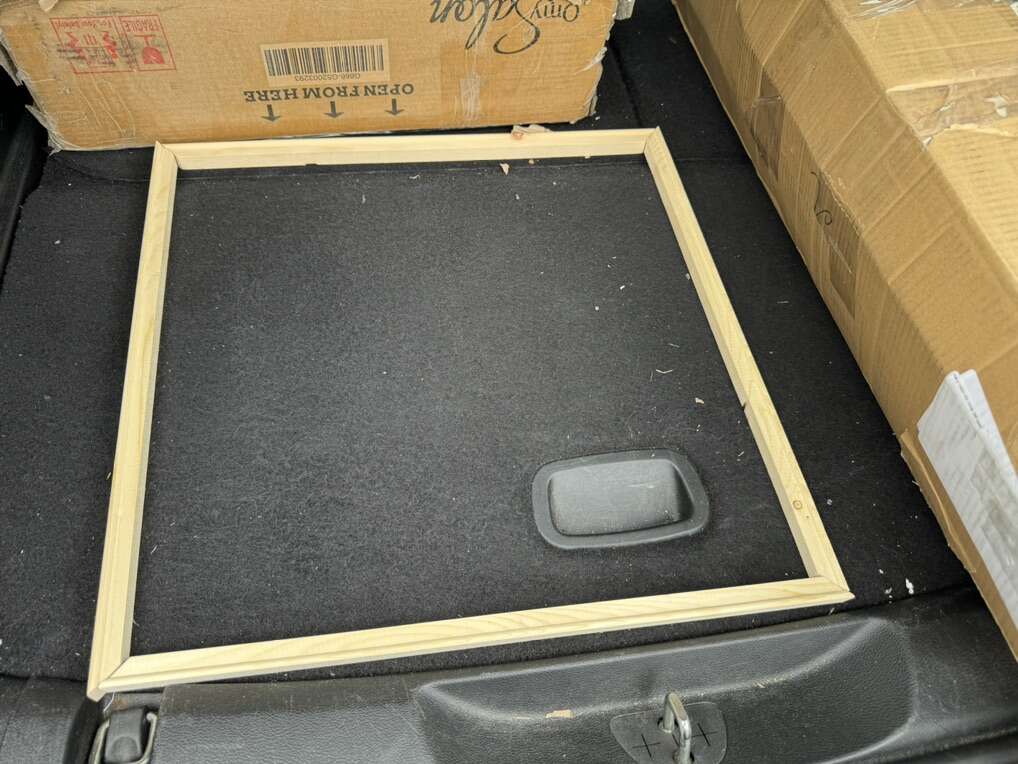 1” Unfinished Wooden Frames 20 x 20 - OBO