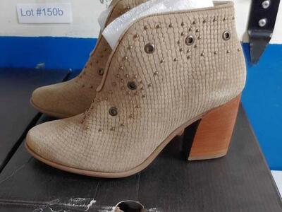 Lyard Alaric Suede Leather Boots