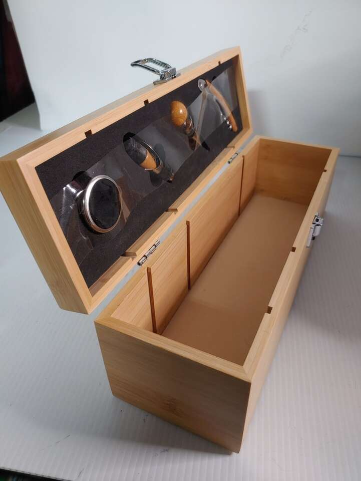 Bamboo Wine Gift Box Set & w/ 4 Accessories