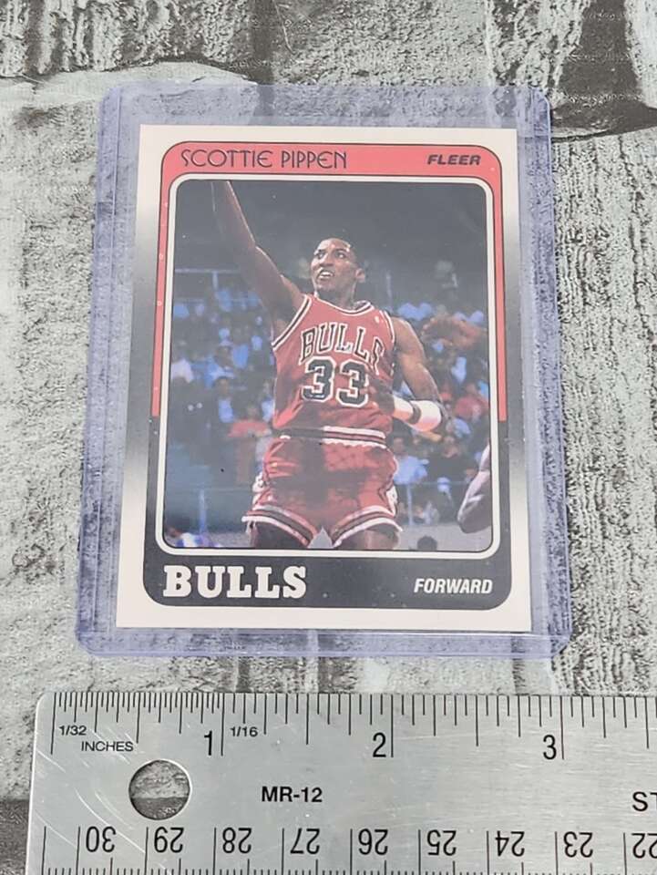1988-89 Fleer Basketball Scottie Pippen True RC