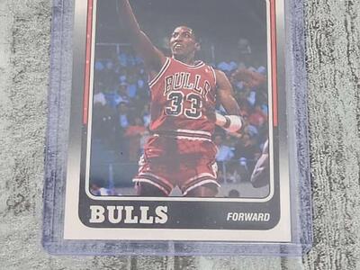1988-89 Fleer Basketball Scottie Pippen True RC