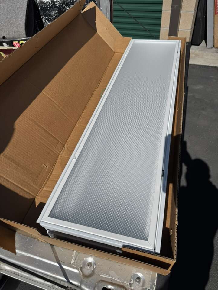 Signify Luminaires Day-Brite Troffer Light