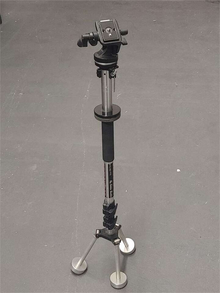 Barber Tech SteddiePod Tripod