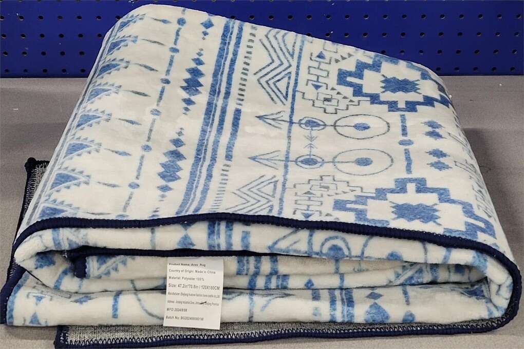 Patterned Area Rug 47.2 x 70.8in - NEW