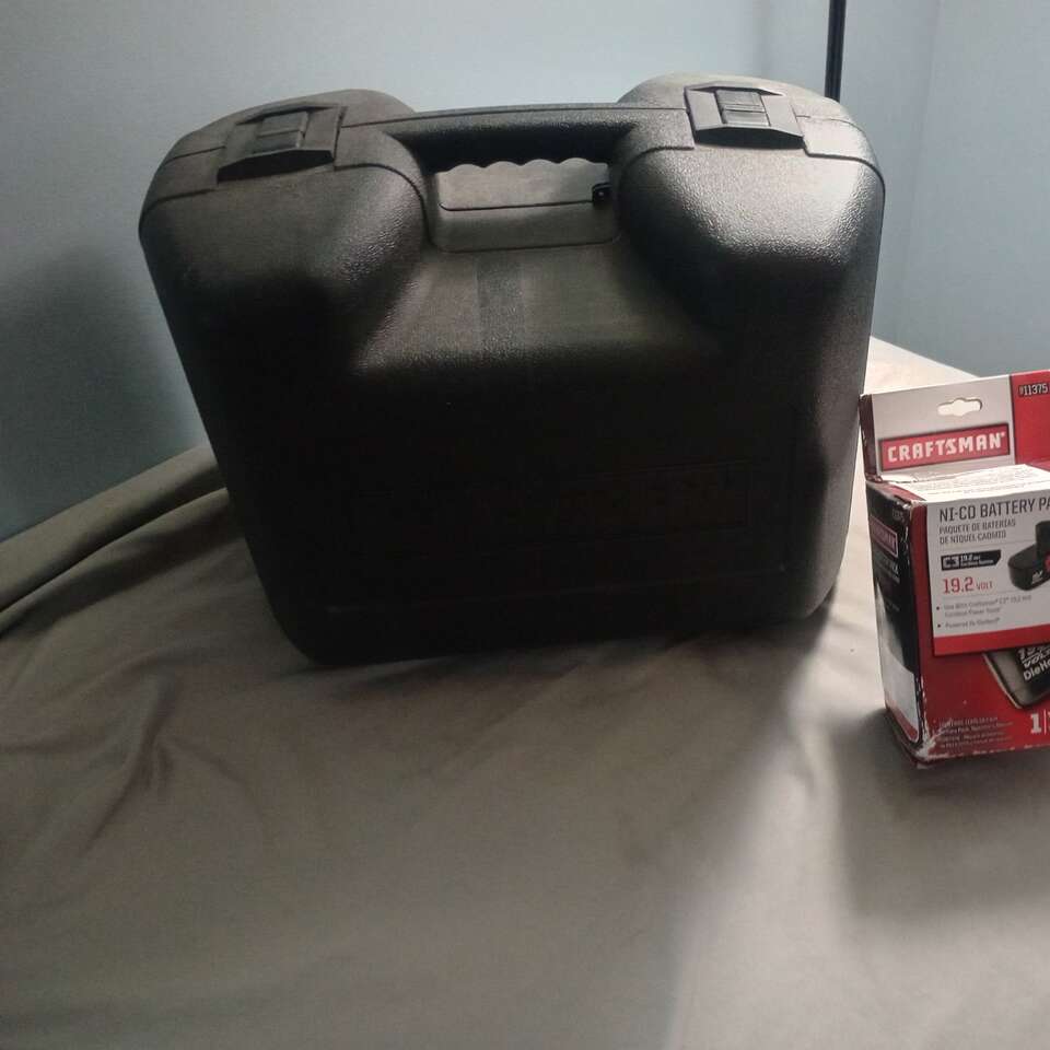 Craftsman cordless laser trim saw