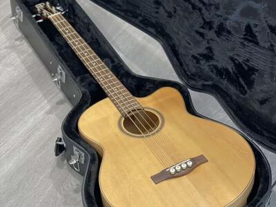 Teton Electric Acoustic Bass Guitar w/case