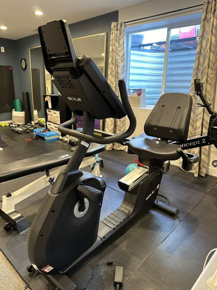Sole Fitness Recumbent Bike Fitness Equipment
