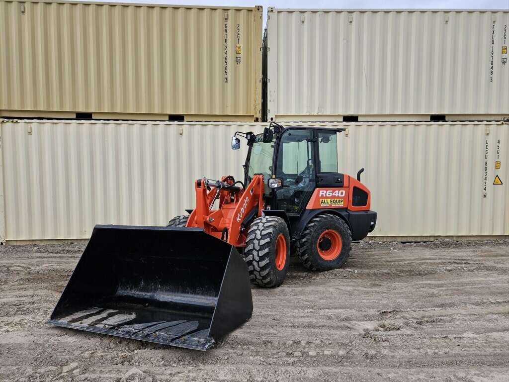 Kubota R640 Wheel Loader For Rent
