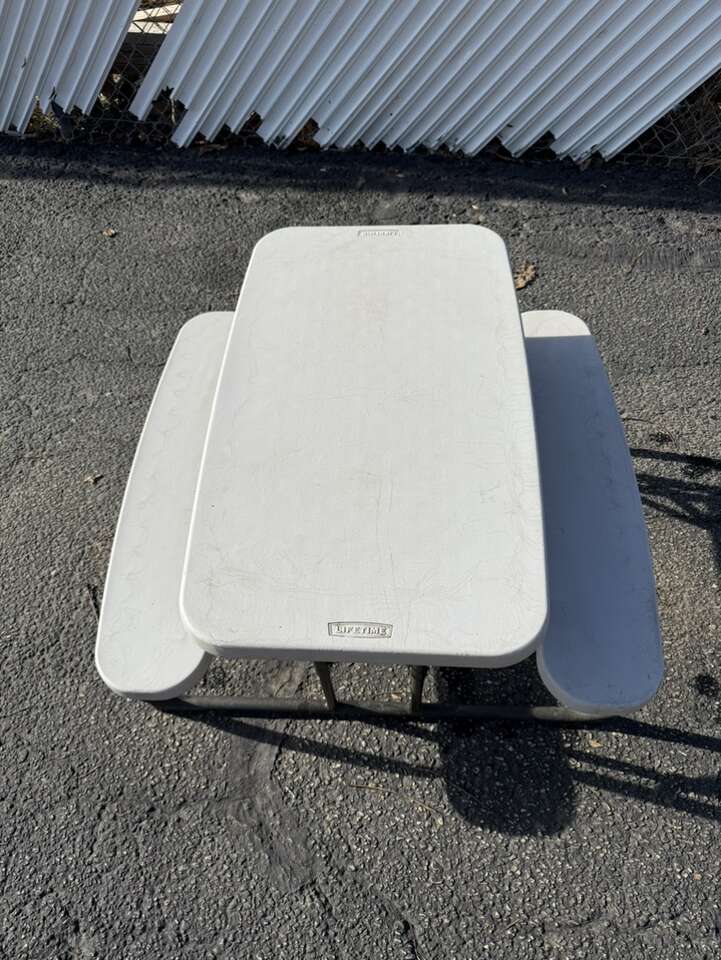 Foldable Lifetime Table